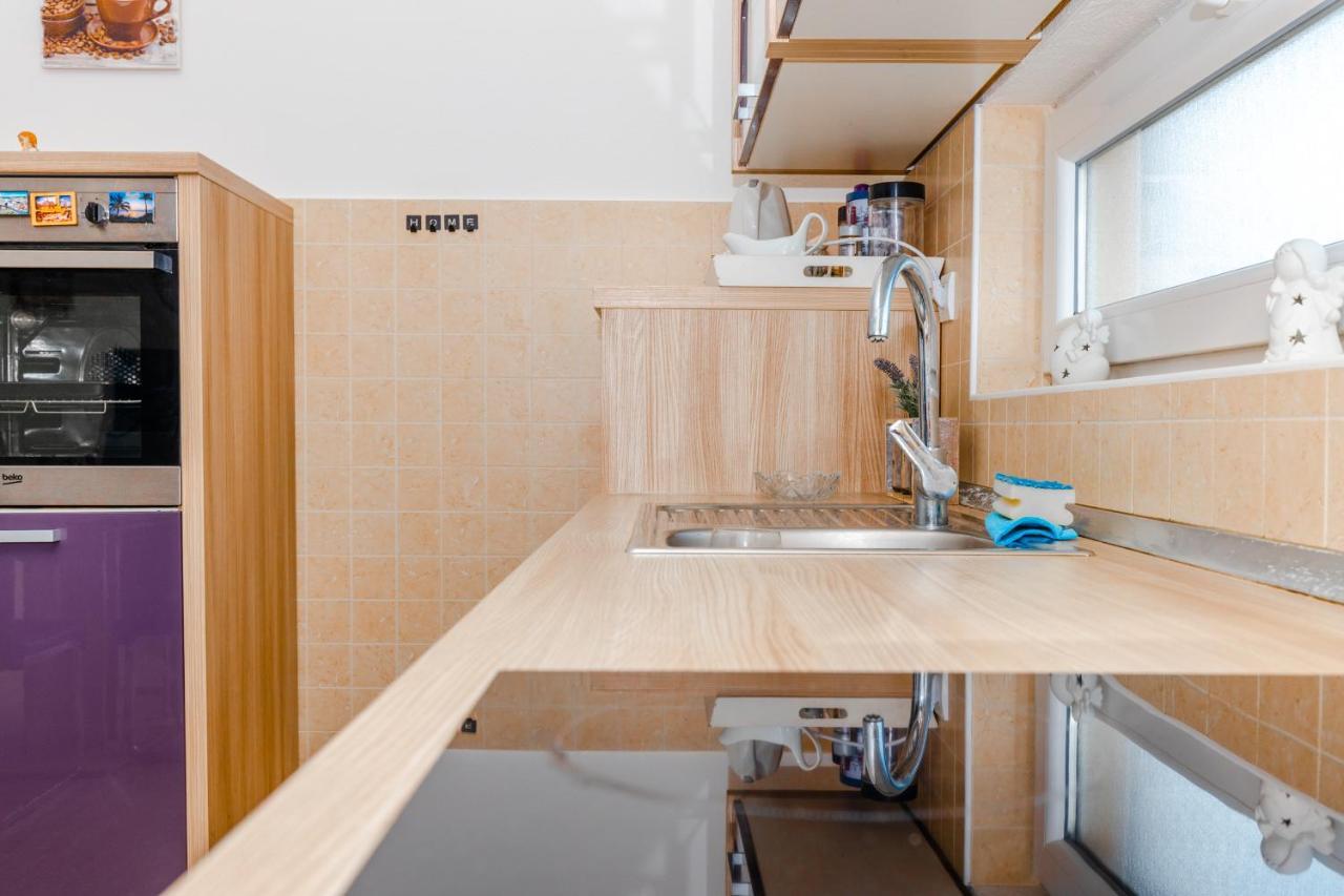 Spacious 2-Bedroom Apartment With Terrace And Parking Cavtat Eksteriør billede