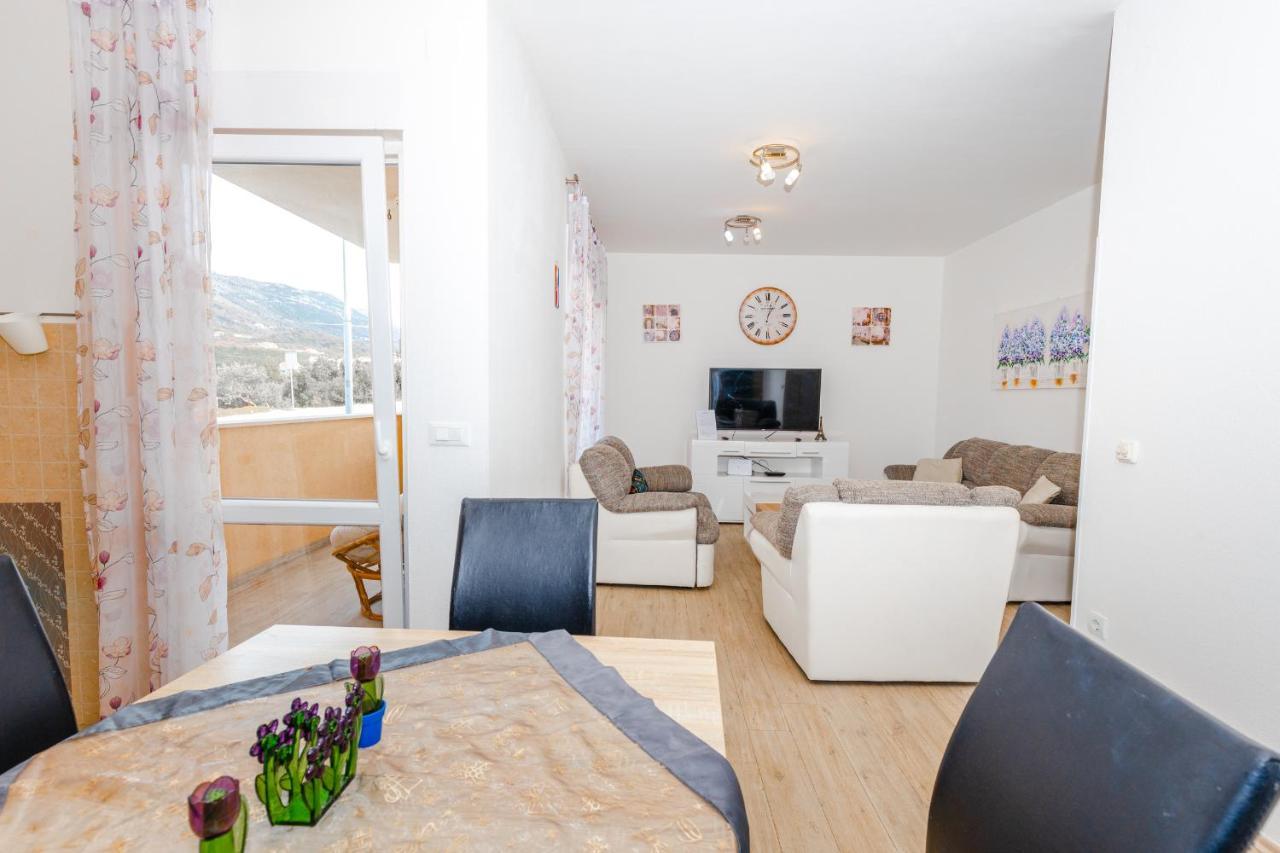 Spacious 2-Bedroom Apartment With Terrace And Parking Cavtat Eksteriør billede